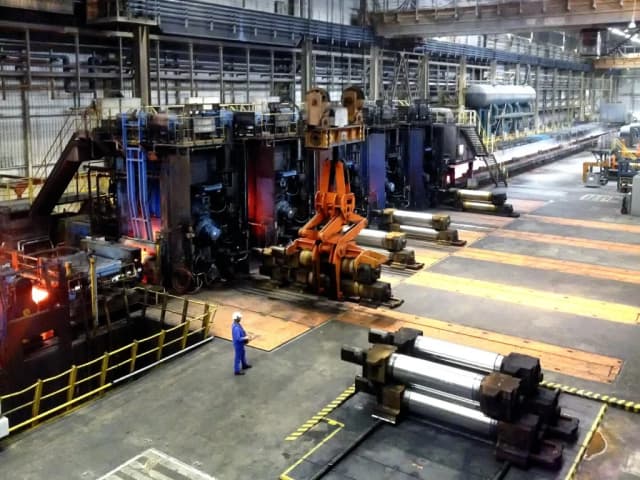 Arm and the future of AI at the edge2025’s AI chip wars: What enterprise leaders learned about supply chain realityL’Oréal brings AI into everyday digital advertising production3 best secure container images for modern applications